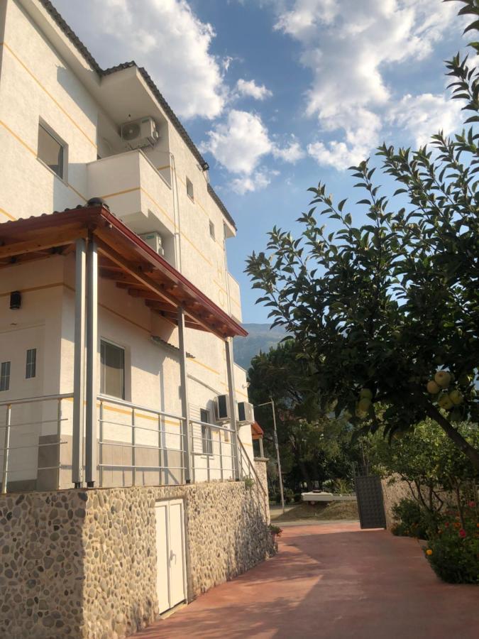 Hotel Apostoli Përmet Exterior foto